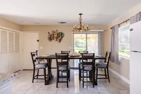 Beautiful 3 bedroom home located near Yosemite - Image 4