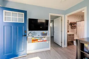 La Casita | Near Artesia, Cerritos, Anaheim, LAX - Image 5