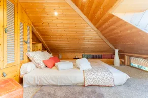 Gite Le Ryokan Chalet with Hot Tub near Annecy - Image 2