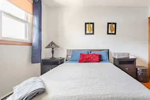 Cheerful & Spacious 3BR Getaway, free parking. - Image 4