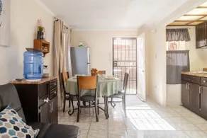My pretty little house, smoke-free, pet friendly - Image 3