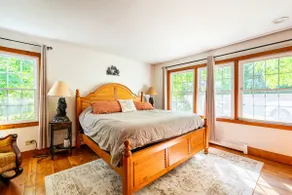 Adirondack 4bed 2bath Cottage close to the village with Hot Tub - Image 4