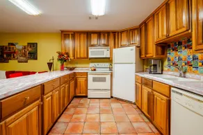 In The Woods - Basement apartment on 30 acres - Image 4