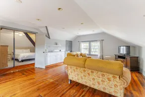 Private guest house - Image 3