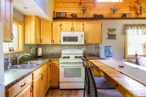 Livingston cabin - Image 4