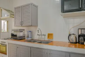 Ocean View Apartment. - Image 2