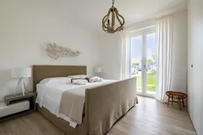 Luxury Villa Mariachiara - Image 2