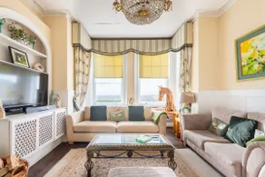 Attractive Period House with breath-taking views - Image 3