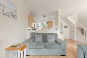 Modern, well equipped cottage close to the Sea - Image 2