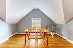Lovely 2 bedroom condo in Providence - Image 3