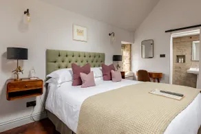 The Piggery - A delightful guest suite - Image 2