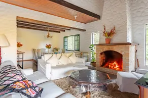 Spacious house in the mountains with spectacular views - Image 4