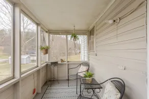 Quiet 2BR Between Hospital and Morehead State - Image 5