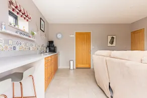 The Paddocks - Spacious annexe with rural outlook. - Image 4