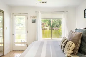 Relaxing Roost—lakefront condo located just steps away from the water’s edge! - Image 3