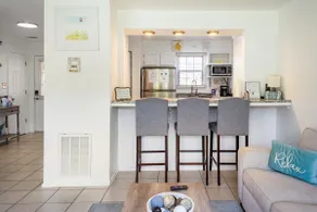 Relaxing Roost—lakefront condo located just steps away from the water’s edge! - Image 4