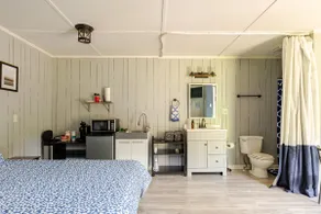 Privacy. Peace. No Cleaning Fee. Welcome Home! - Image 4