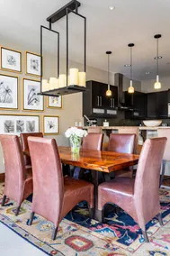 VIP in Gondola bldg! 3bdrm 3 bath +den +more! - Image 4