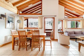 Penthouse skiing, Morillon - Image 2
