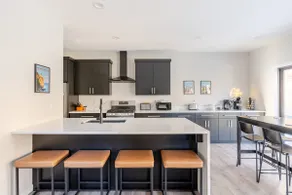 Family Friendly | Backyard Views | Near Airport - Image 2