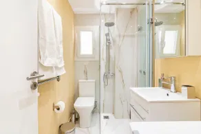 White Harmony apartment! - Image 4