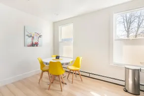 Contemporary Apartment in Beautiful Historic Home - Image 2