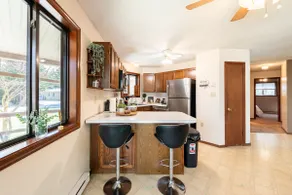 Cozy home 4 BR- Perfect Getaway! - Image 4
