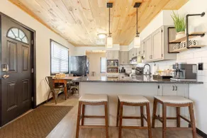 Perfect 500 Location! - Image 4