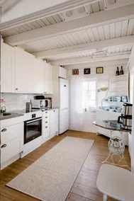 3 Bedroom Cottage with Sauna by the Sea - Image 2