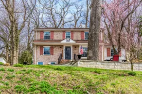 Full in-law suite w/ amenities in a historic town - Image 2