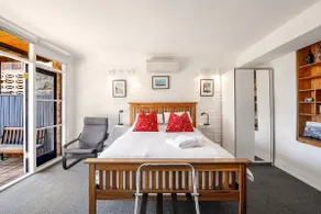 Studio 15 Fremantle A unique and tranquil getaway - Image 5