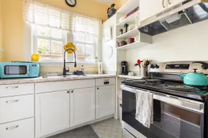 A Winemaker's Retreat - 2BR in Downtown Geneva, NY - Image 3