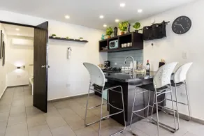 Place 2 place. Prívate house with swimming-pool - Image 2