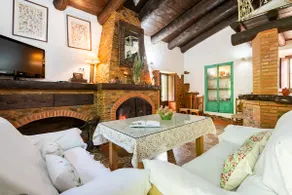 Comfortable restored stone house - Image 4