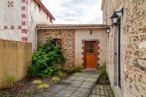 Downtown Accommodation – Essarts-en-Bocage - Image 5