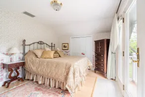 Charming Vintage Intracoastal Apartment - Image 2