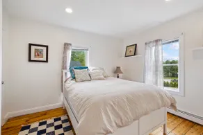 Short walk to town Sleeps 11 - Charming Remodeled - Image 3