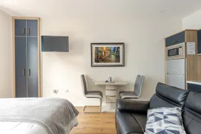 No.3 High Street House - Image 3