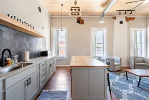Lovely, 2 bedroom, loft apartment named ”Henry”. - Image 5