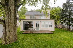 Peaceful Lakefront Living – 3-BR Home with Breathtaking Views; Pet & Smoke-Free - Image 3