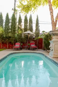 Big Tulsan- 6BR-8 Beds-Heated Pool-Game Room-BBQ - Image 2