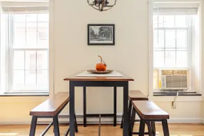 Bright 1 BR Apt Steps From Yale - Image 2