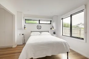 Ocean Break: Classy oceanfront retreat - Image 3