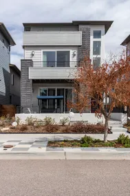Central park close Airport and Downtown Denver - Image 2