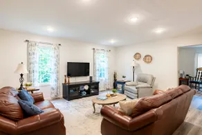 Vinca House - Image 5