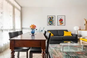 Spacious apartment in a central location - Image 2
