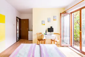 Beautiful room with terrace and mountain view - Image 2