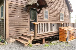 Bright, Spacious Hunter/Catskills Mountain Getaway - Image 4