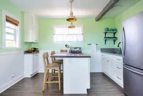 A Delightful Beach Loft with Panoramic Ocean View - Image 5