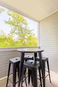 Pearl St Modern Comfort –Private Parking, Terrace - Image 5